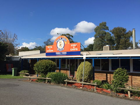 Log Cabin Pizza - Hotel WA 0