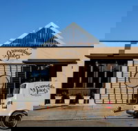 Granddad Jack's Craft Distillery - Hotel WA