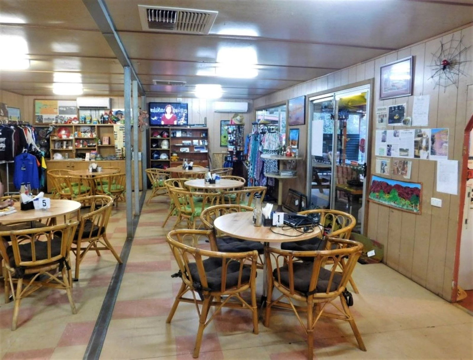 Ayers Rock NT Hotel WA