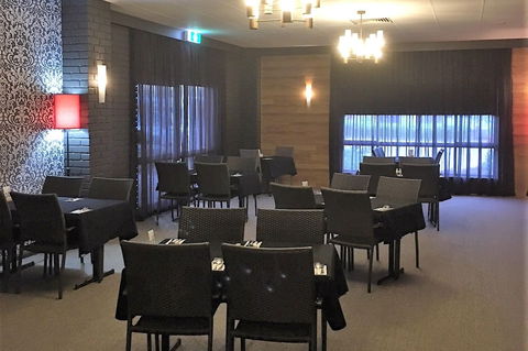 MediumRare Chargrill And Bar - Hotel WA 2