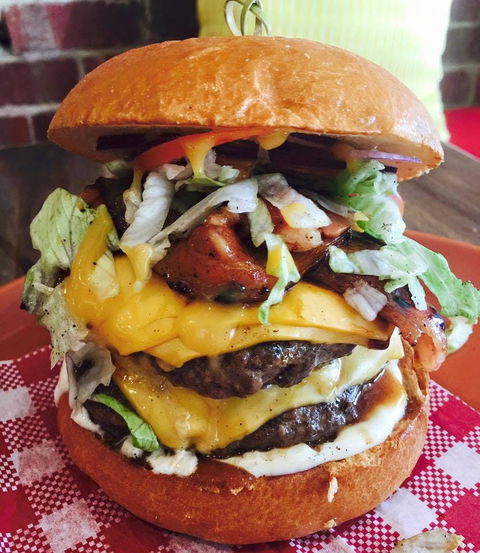 Mum's Burger Kitchen - Hotel WA 0