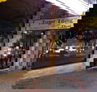 Tung Tong Roong Thai - Hotel WA