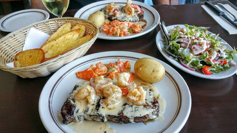 Donegan's Steakhouse - Hotel WA 0