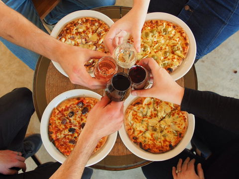 Four Winds Vineyard Cellar Door - Hotel WA 2