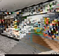 Shri Refreshment Bar - Hotel WA