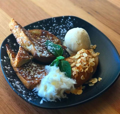 Ciao Bella Pizzeria & Wine Bar - Hotel WA 7