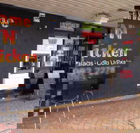 Flame 'n' Chicken - Hotel WA