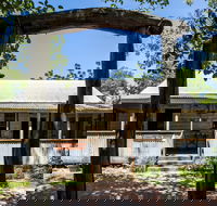 Herveys Range Heritage Tea Rooms - Hotel WA