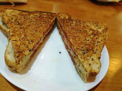 Philippine Magic Cafe - Hotel WA 0