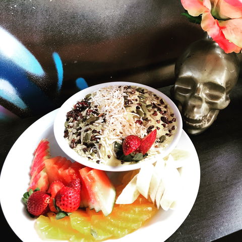 Scallywags Cafe - Hotel WA 2