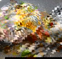 Hot Honey - Hotel WA