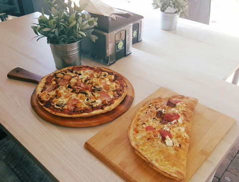 Pitsa Gourmet Bar - Hotel WA 0