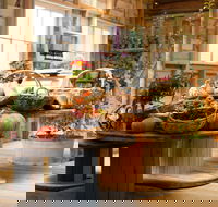 Farm Club Farm Shop and Canteen - Hotel WA