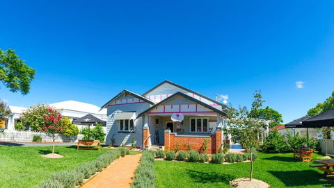 The Crepe Myrtle Tea And Coffee Rooms - Hotel WA 0