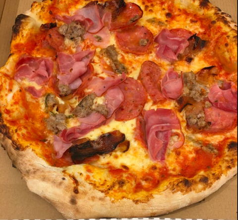 Woodfired In And Out Pizza - Hotel WA 0