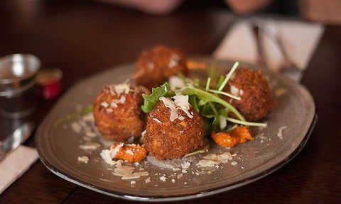 Harry's Grill - Hotel WA 28