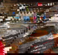 Vee's Cafe - Hotel WA