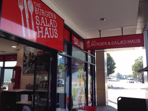 The Burger And Salad Haus - Hotel WA 0