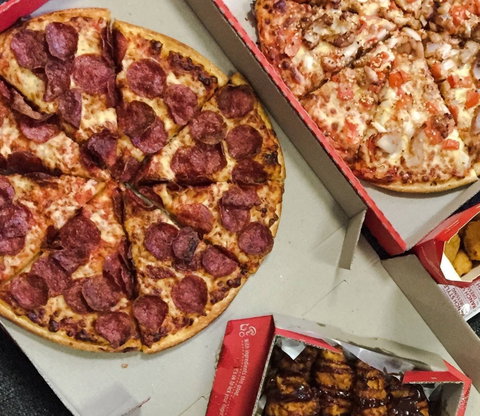 Pizza Hut - Caroline Springs - Hotel WA 0