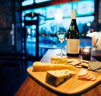 Laura St Seafood - Hotel WA
