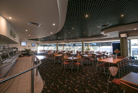 Sports Club Bistro - Lismore Workers Sports Club - Hotel WA 1