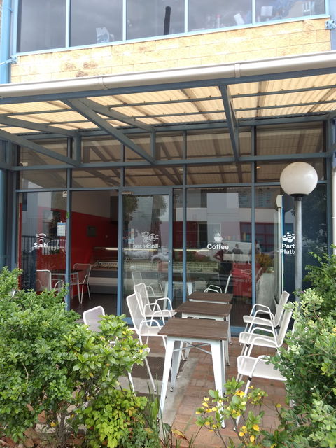 Sushi & Coffee - Hotel WA 0