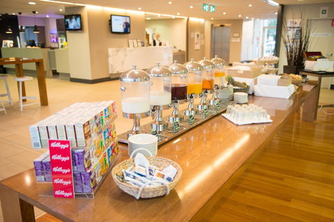 Q Cafe - Hotel WA 1