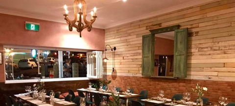 A Treat Of France - Hotel WA 1