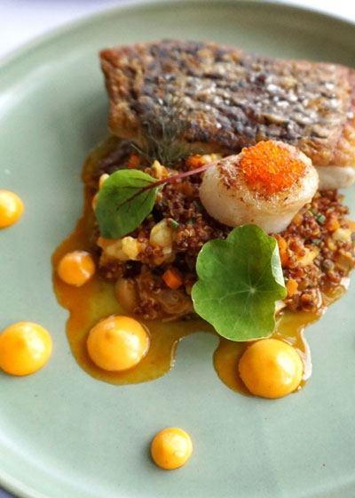 Linq Bar Restaurant - Hotel WA 18