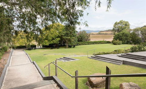 Vines Restaurant At Hollydene Estate - Hotel WA 11