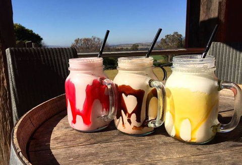 Vines Restaurant At Hollydene Estate - Hotel WA 17