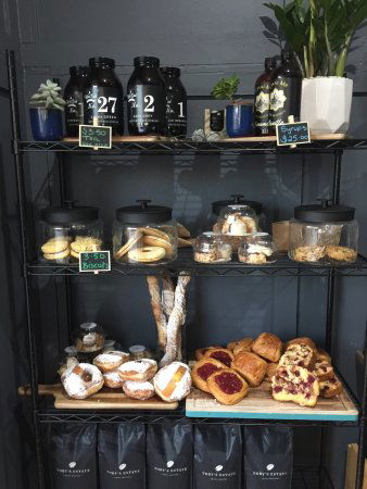 Silky Oak Espresso - Hotel WA 0