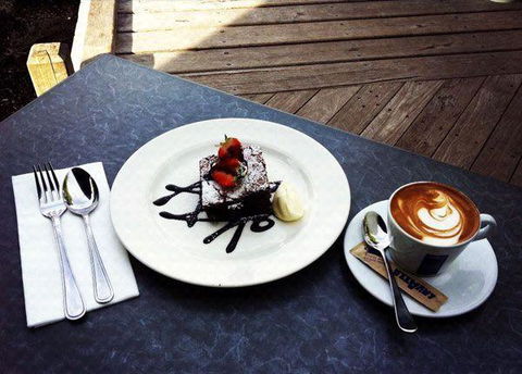 Lush Coffee Lounge - Hotel WA 7