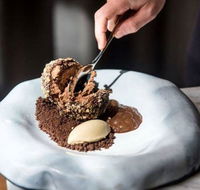 Bouche on Bridge - Hotel WA