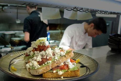 Glen Iris Pantry - Hotel WA 13