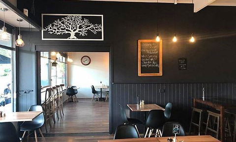 Zest Cafe - Hotel WA 8