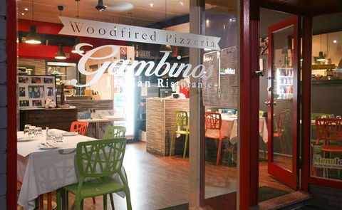 Gambinos Italian Ristorante - Hotel WA 7