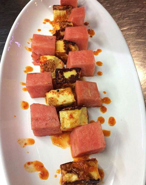 Twin Peeks Lingerie Restaurant - Hotel WA 8