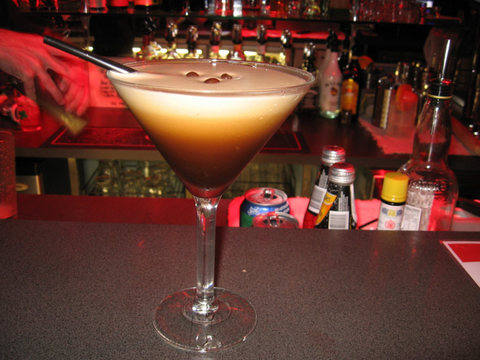 Bernie’s Jazz & Piano Bar - Hotel WA 4