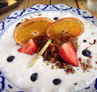 Eatos Cafe - Hotel WA