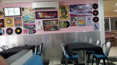 Happy Days Diner - Hotel WA 3