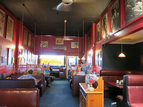 Lou’s Cafe Restaurant - Hotel WA 0