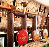 The Sticky Wicket Bar - Hotel WA