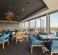 Wildflower Restaurant and Bar at Best Western Plus Lake Kawana - Hotel WA