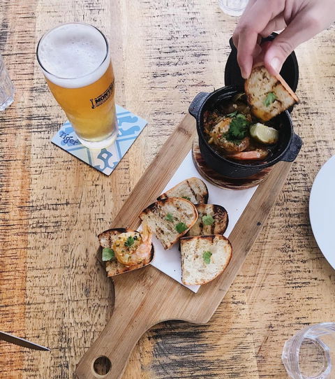 JFK Woodfire Kitchen & Bar - Hotel WA 6