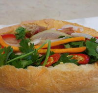 SaiGon Express Vietnamese  Chinese Restaurant - Hotel WA