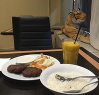 Top Shopz Curry Corner - Hotel WA