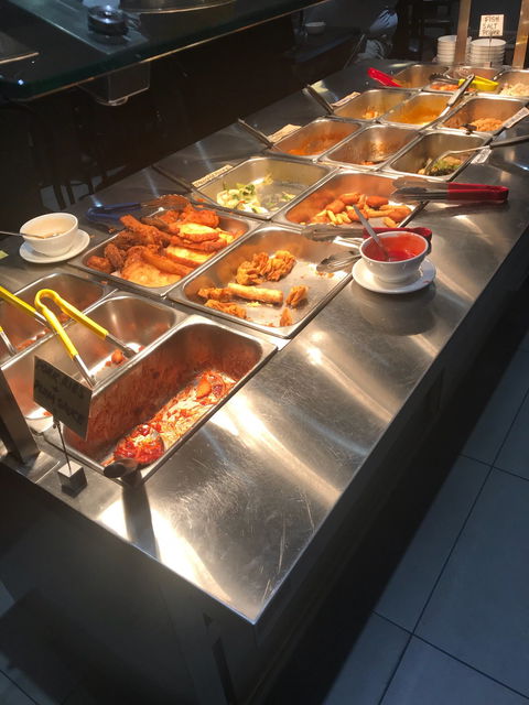 Queen Bee Indonesian And Chinese Restaurant - Hotel WA 4