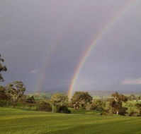 Tenafeate Creek Winery - Hotel WA