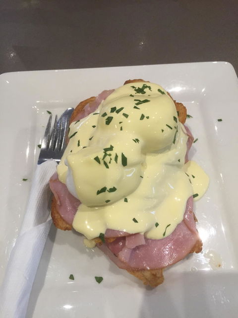 Aroma's Fine Foods & News - Hotel WA 1